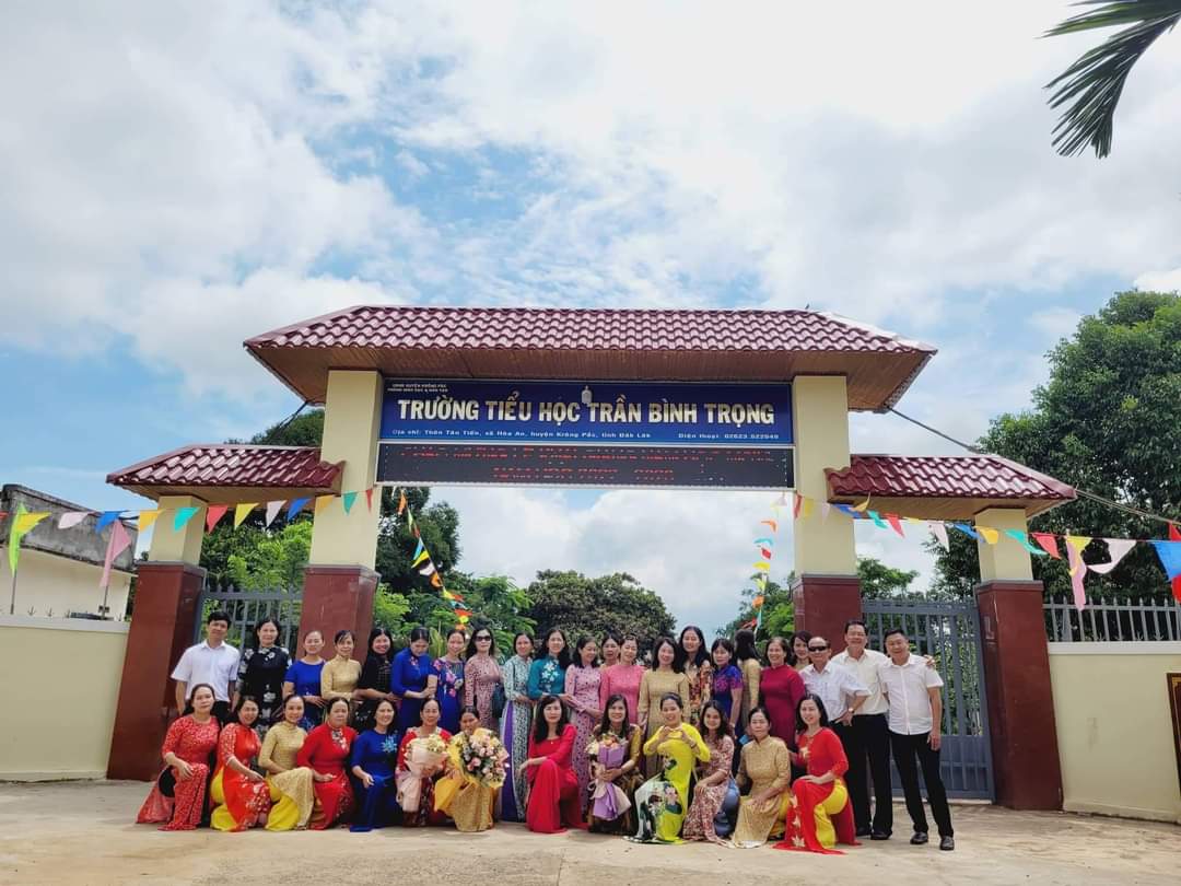 Chào mừng kỉ niệm 40 năm ngày Nhà giáo Việt Nam Chào mừng kỉ niệm 40 năm ngày Nhà giáo Việt Nam